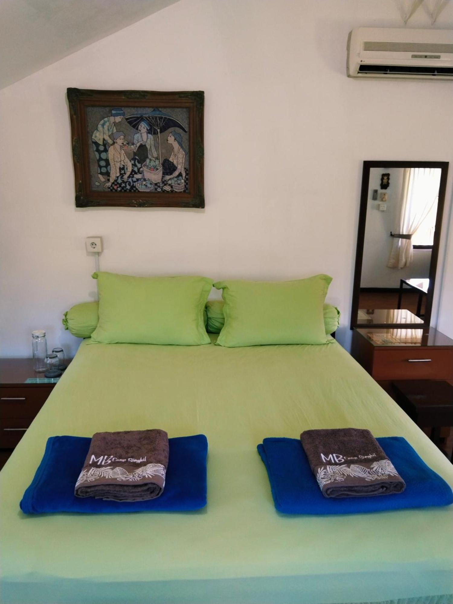 Готель Mb Camp Singkil Gosongtelaga Екстер'єр фото