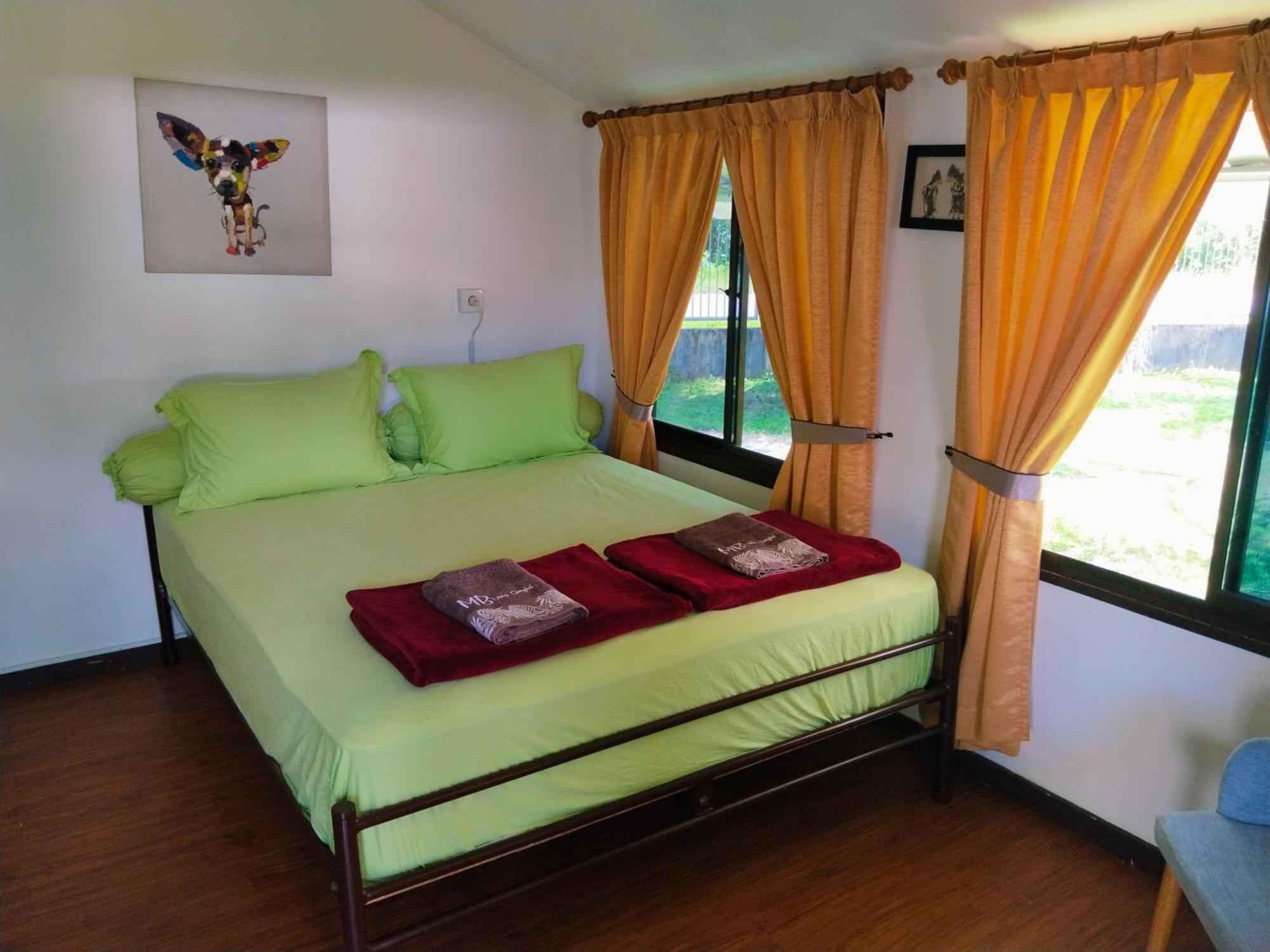 Готель Mb Camp Singkil Gosongtelaga Екстер'єр фото