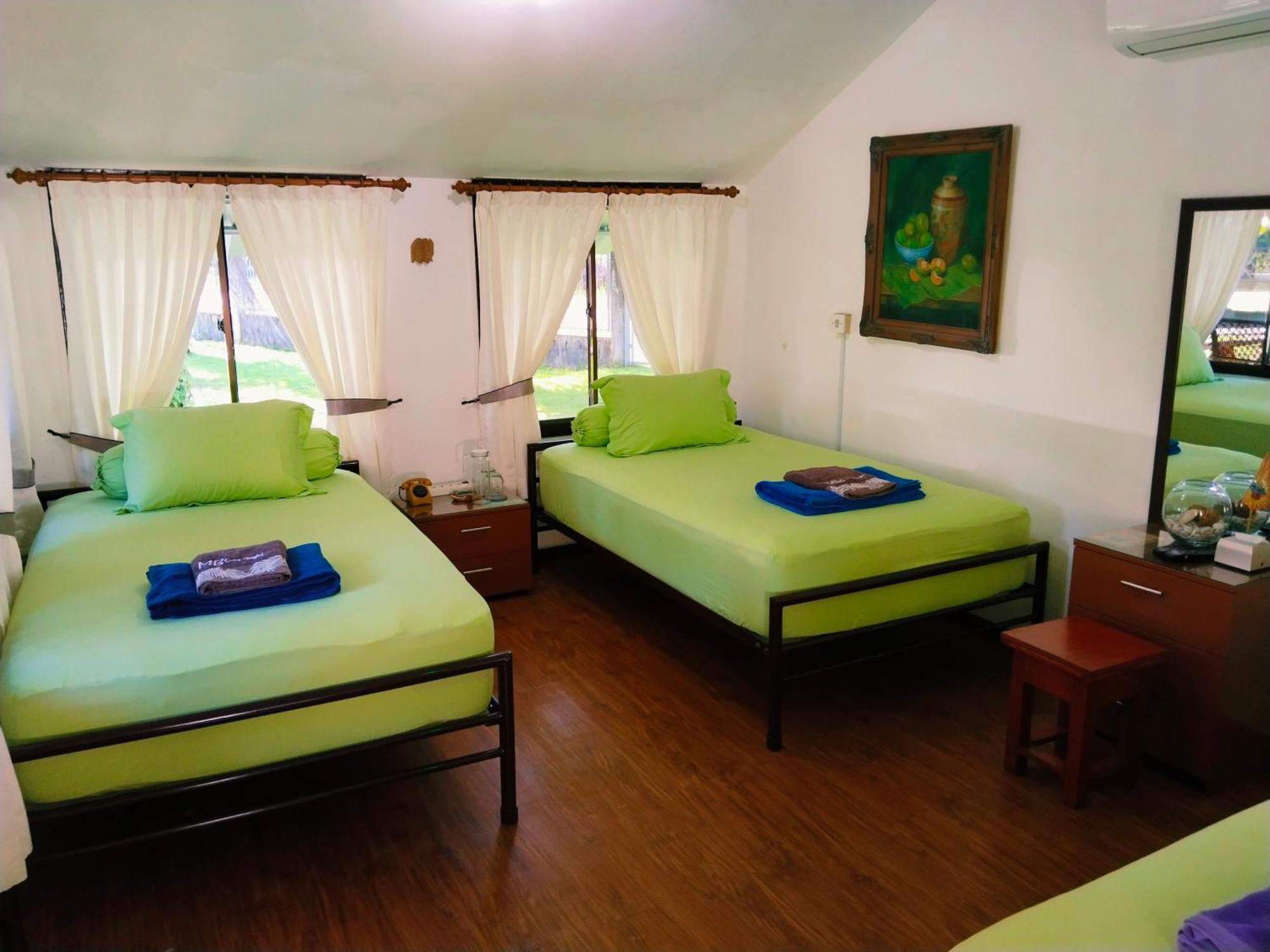Готель Mb Camp Singkil Gosongtelaga Екстер'єр фото